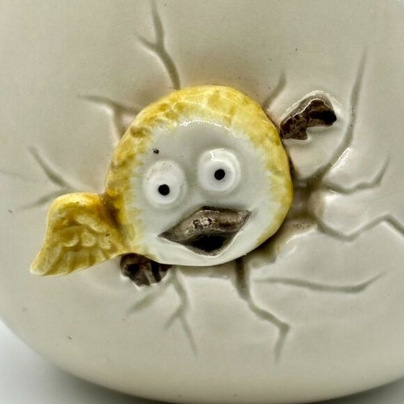 Vintage Fitz and Floyd Bird Hatching From Egg Vase Mug Ceramic Signed Dated 1977 - Picture 9 of 10